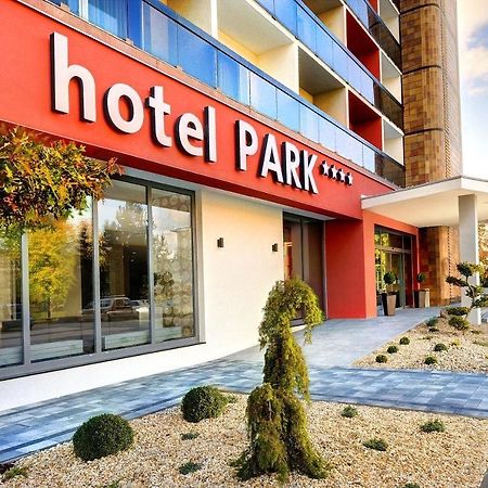 Hotel Park Dolny Kubin Exterior foto